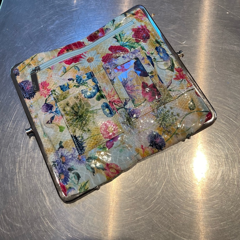 Hobo Lauren multi colored dbl frame clutch - Pre-owned